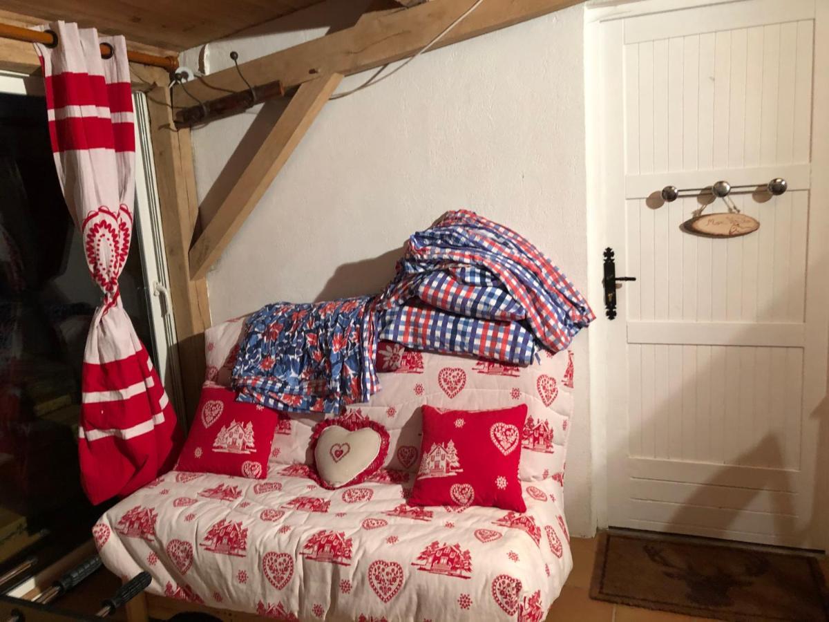 Le Chalet De La Goutte Saint-Appolinaire  ภายนอก รูปภาพ